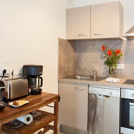 appartement de vacances Fiora à Calvi à 300m de la plage et du port Extérieur photo