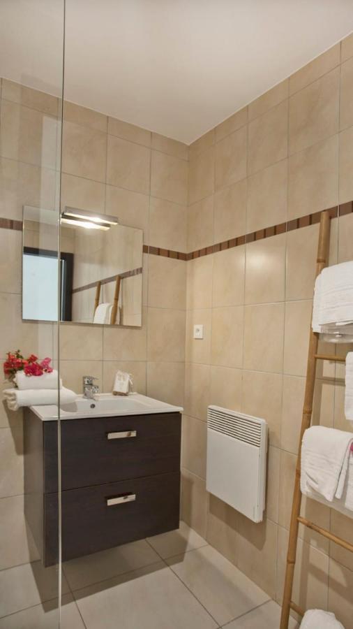 appartement de vacances Fiora à Calvi à 300m de la plage et du port Extérieur photo